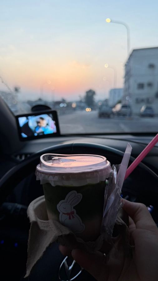 من طلبات عملاء يومي